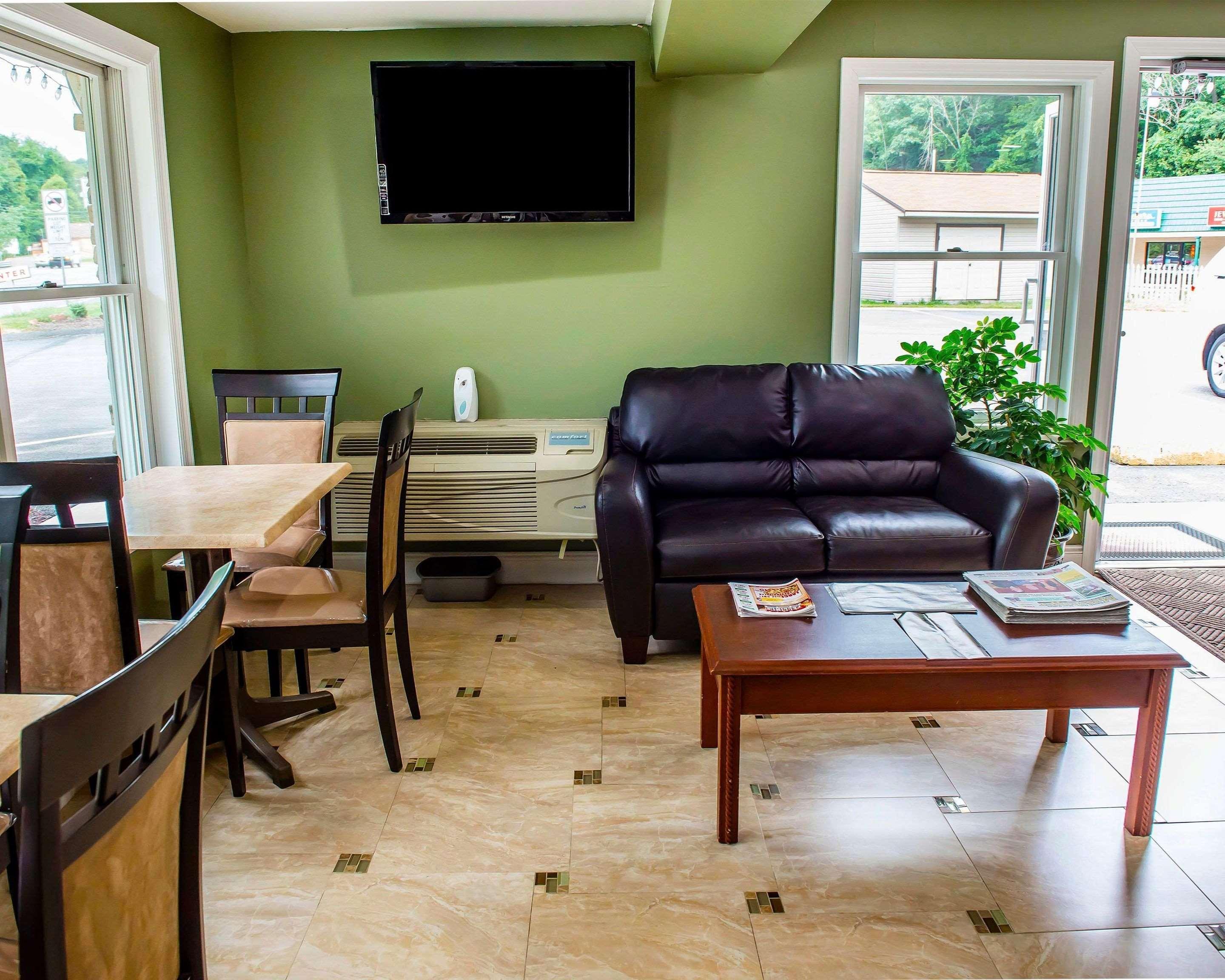 Econo Lodge Jefferson Hills Hwy 51 Clairton Extérieur photo