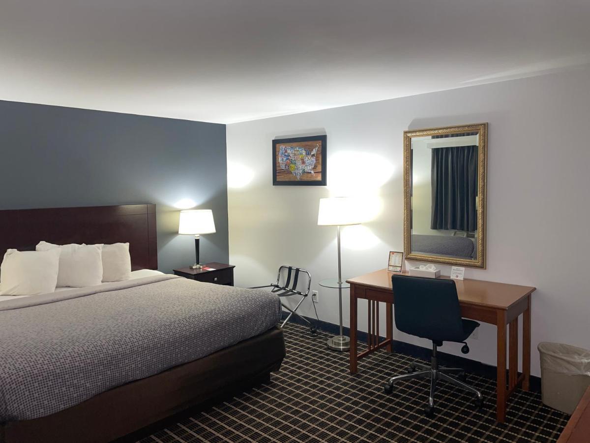 Econo Lodge Jefferson Hills Hwy 51 Clairton Extérieur photo