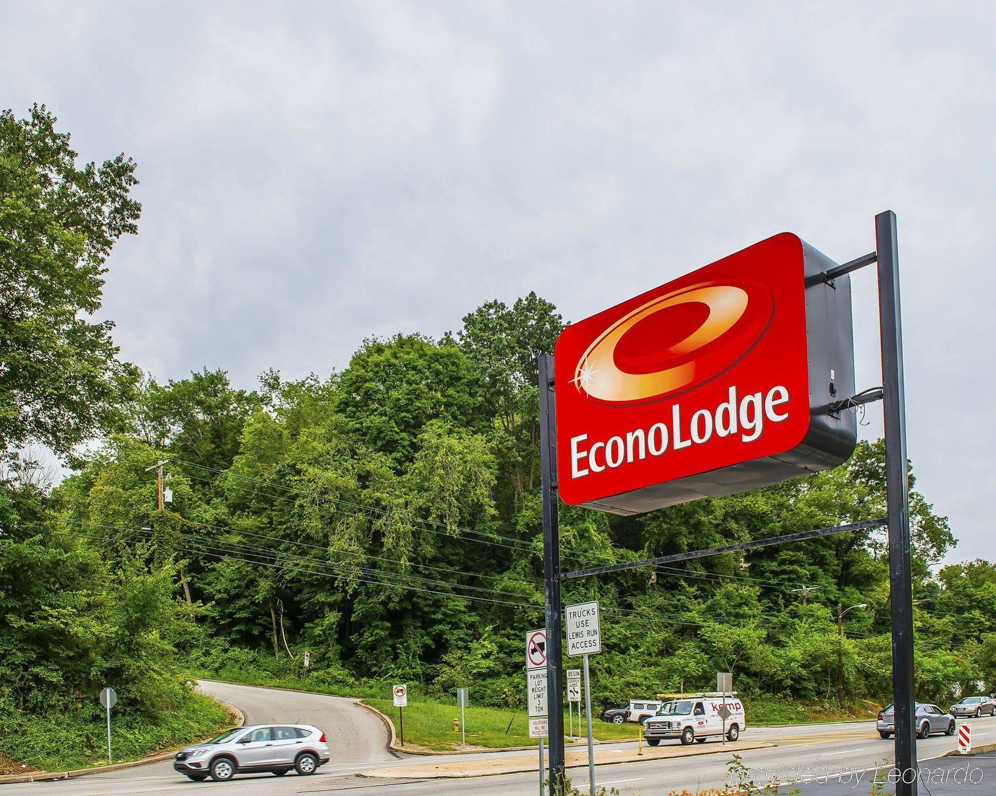 Econo Lodge Jefferson Hills Hwy 51 Clairton Extérieur photo